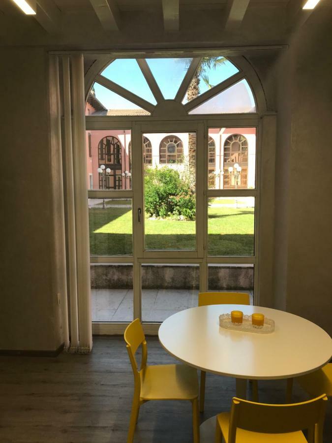 Vea Apartment Padenghe sul Garda Exterior photo